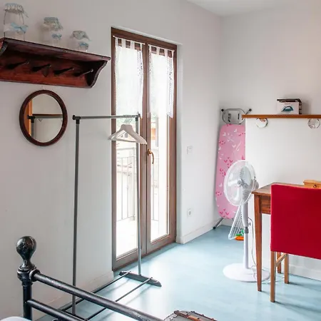 Romantic Getaway On Ferienhaus Garzeno
