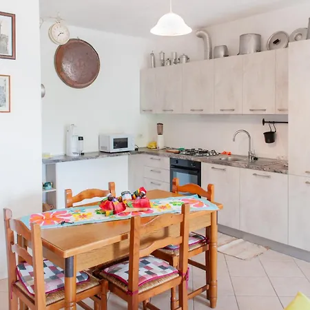 Romantic Getaway On Ferienhaus Garzeno